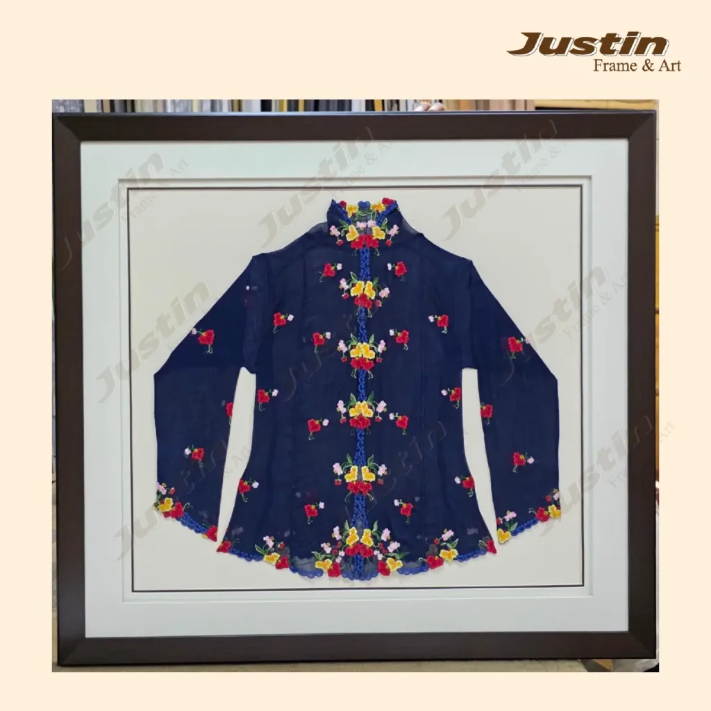 Kebaya Custom Frame KL